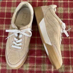 Naturalizer suede sneakers US sz 10.5 medium